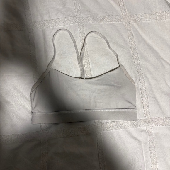 Lululemon Longline Sports Bra – White Size 4 | Lightly worn - Picture 1 of 2